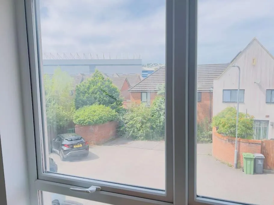 Noah Suite By Koya Homes - 2-Bed Apartment, Cardiff City Stadium View & Free Parking