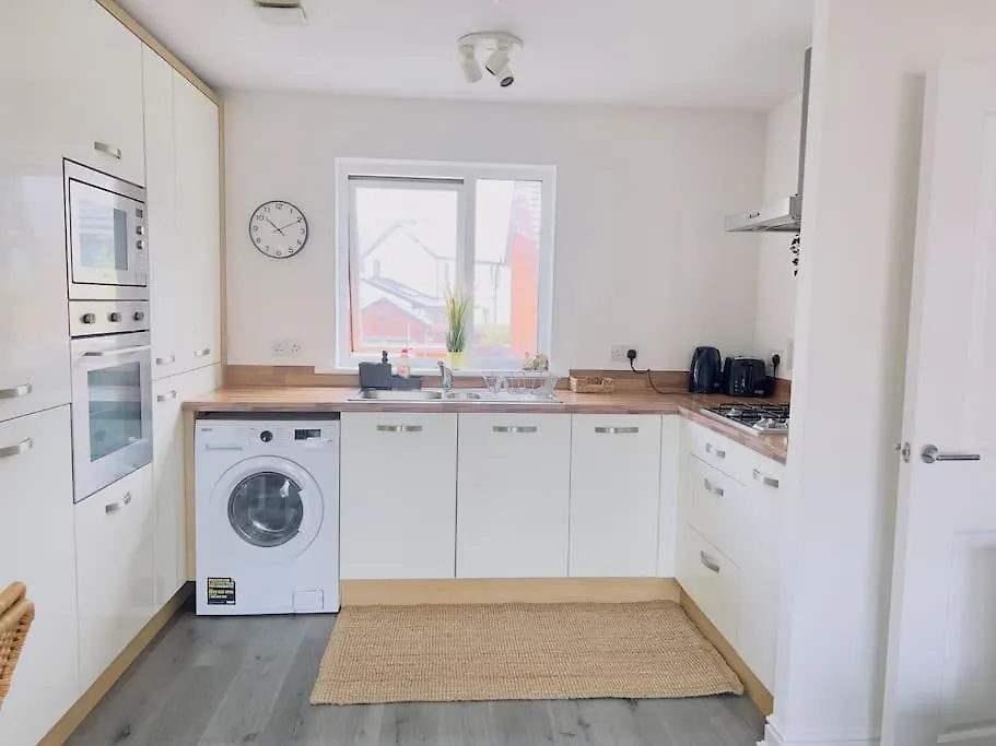 Holiday home Noah Suite By Koya Homes - 2-Bed Apartment, Cardiff City Stadium View & Free Parking United Kingdom