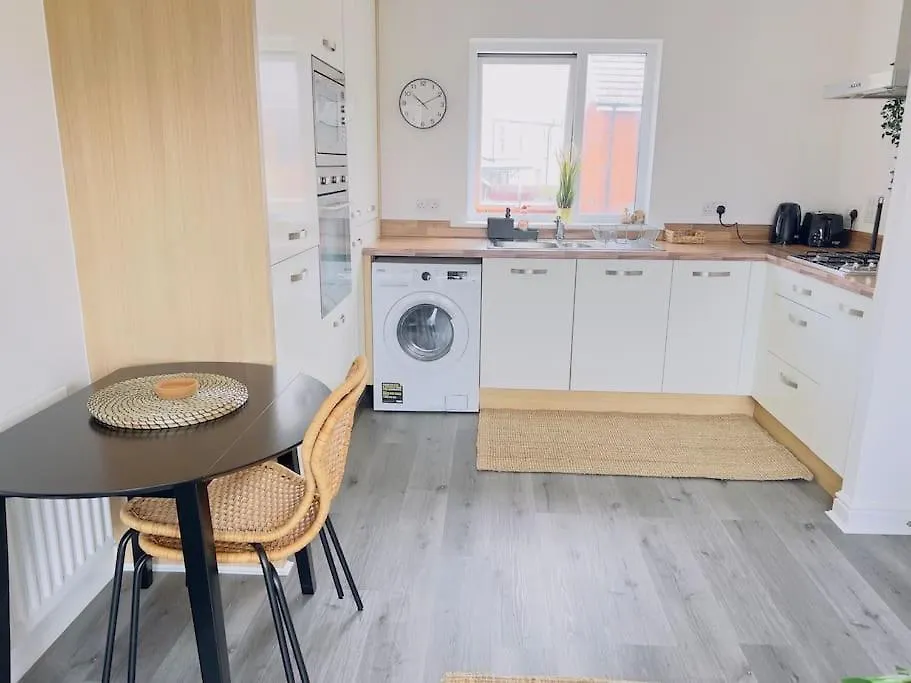 Holiday home Noah Suite By Koya Homes - 2-Bed Apartment, Cardiff City Stadium View & Free Parking